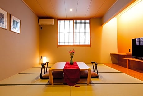 Japanese-Style Room - West Building