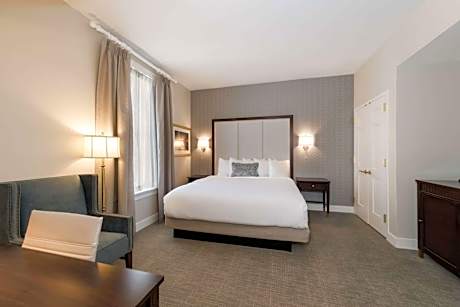 King Room  With Walk-In Shower - Non-Smoking