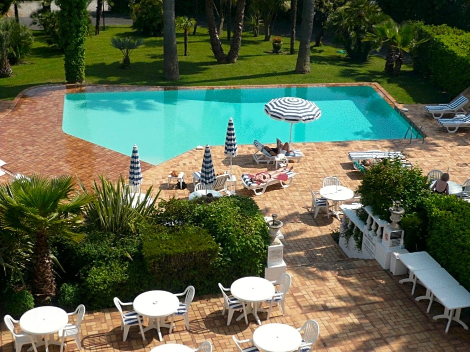 Hotel des Mimosas