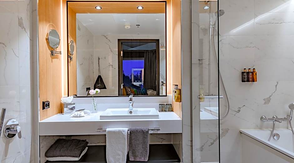 Clarion Hotel Aviapolis