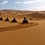 Merzouga Quiet apart &camels trecking