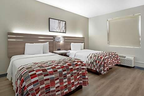 Suite with Two Double Beds with Kitchen Disability Access Non-Smoking