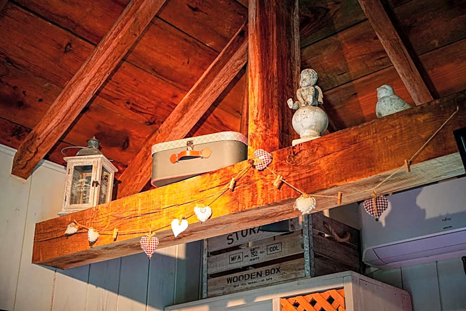 Gite Chambre d'hotes insolite dans un pigeonnier à 5 minutes de Marciac Gers