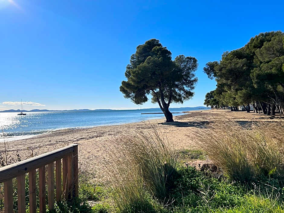 Appartement pour 2 personnes en ville avec terrasse