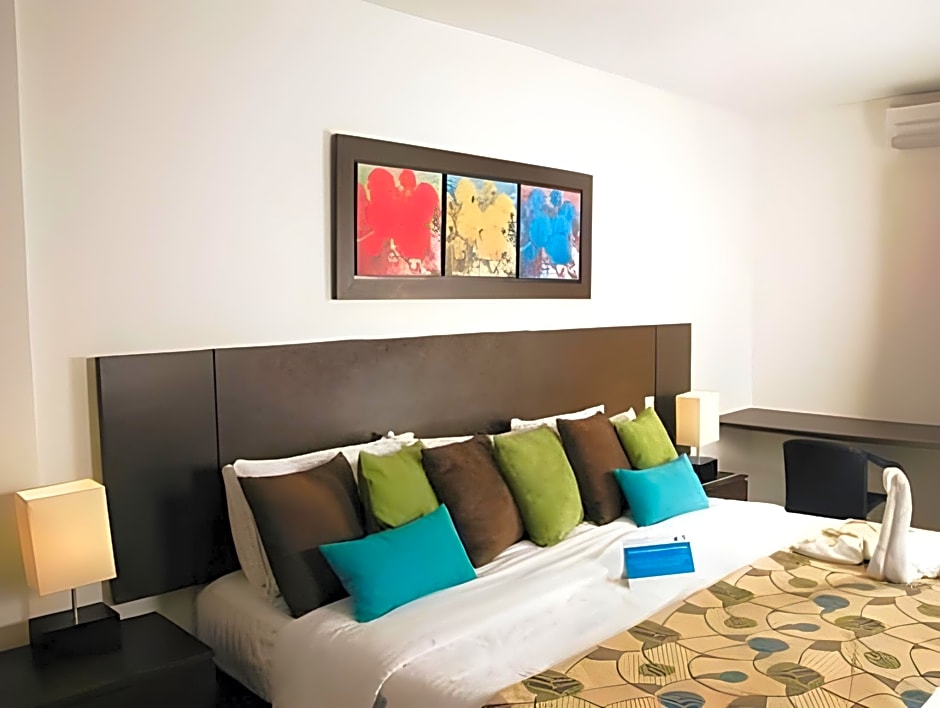 On Vacation Blue Cove