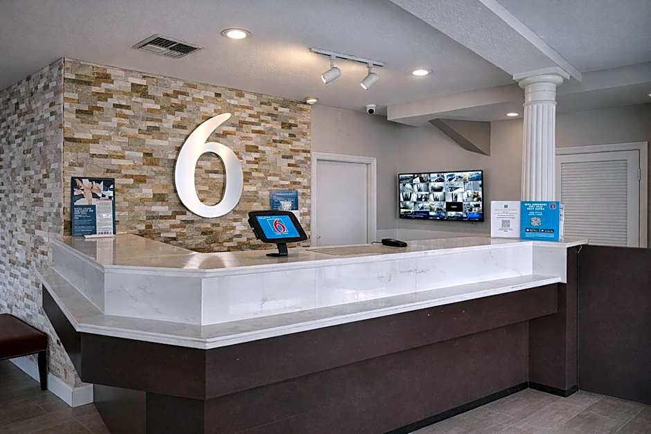 Motel 6 Motel 6 Lake City, FL Medical Center