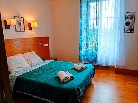 Double Room with Private Bathroom