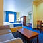 Holiday Inn Express Hotel & Suites Paragould