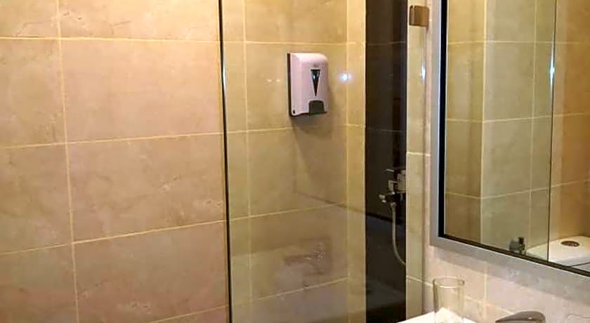 Walk In Hotel