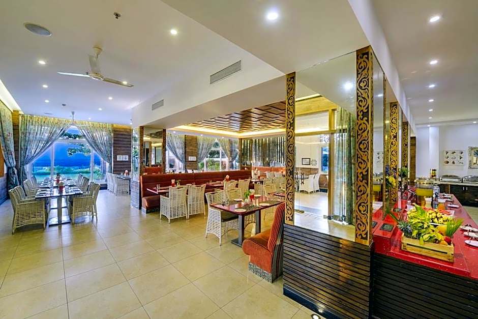 Mayfair Waves Resort