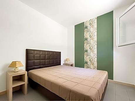 Two-Bedroom Apartment (6 Adults)