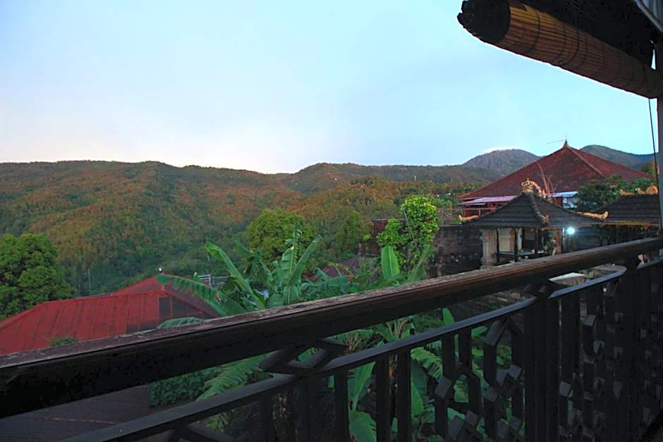 Dong Paloh Hostel