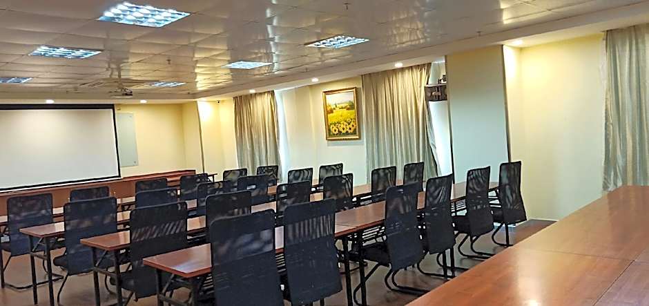 Hanting Hotel Zhangjiagang Golden Port