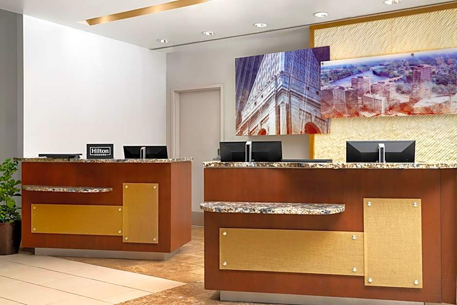 DoubleTree by Hilton Hartford Downtown