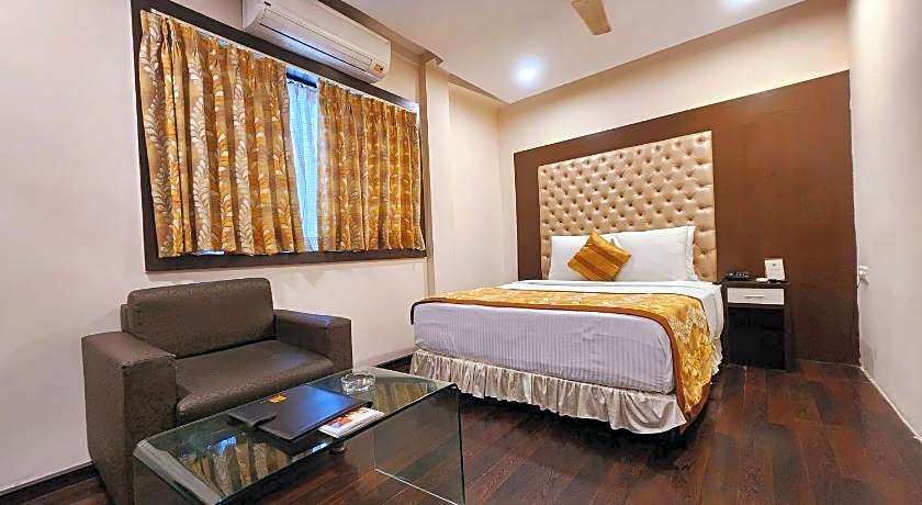 Hotel Lee International