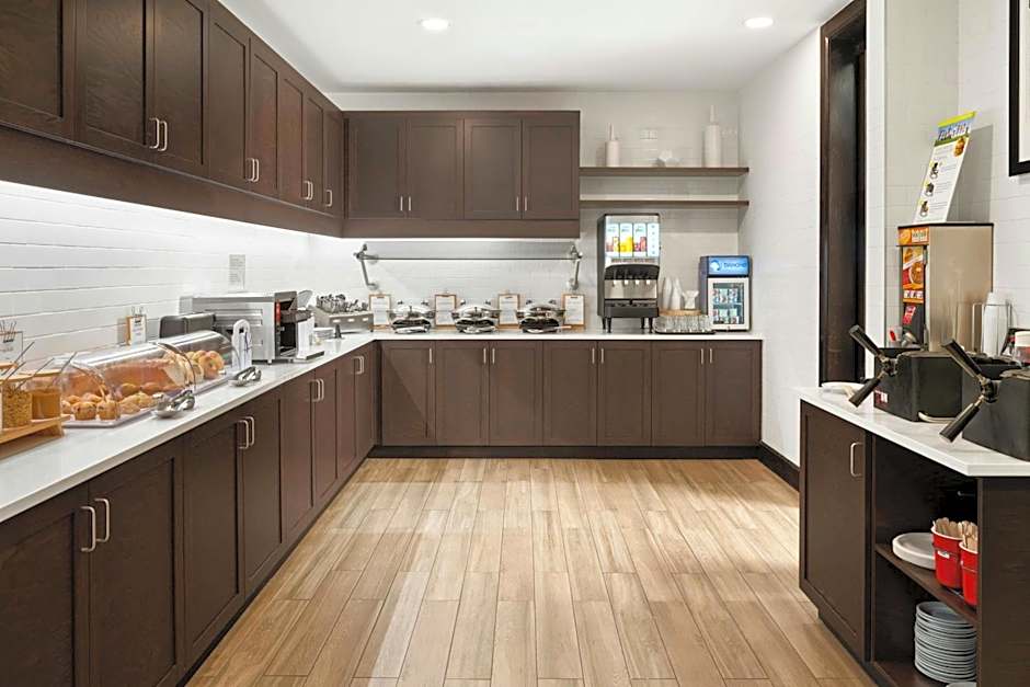 Residence Inn by Marriott Ottawa Airport