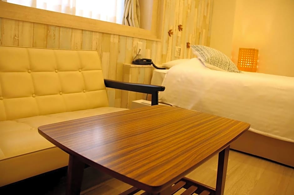 Hotel 3 O'Clock Tennoji