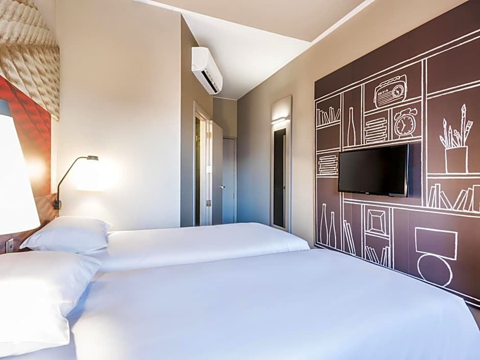 Ibis Apartado