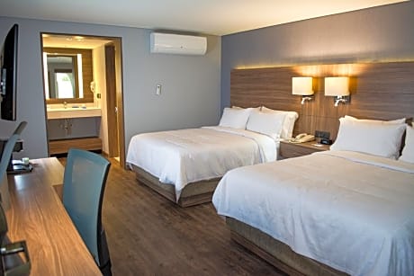 Standard Room with Two Queen Beds