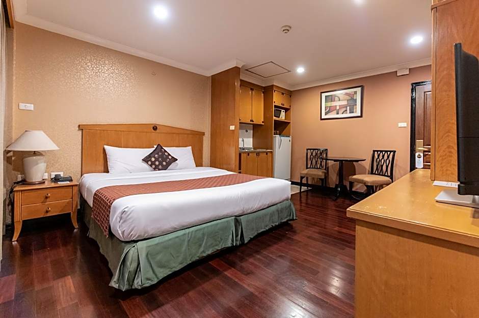 Admiral Suites Bangkok by Compass Hospitality