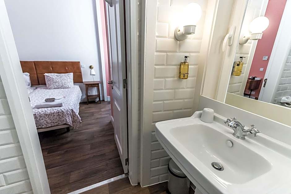 Home Lisbon Hostel