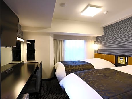 Standard Twin Room - Non-Smoking