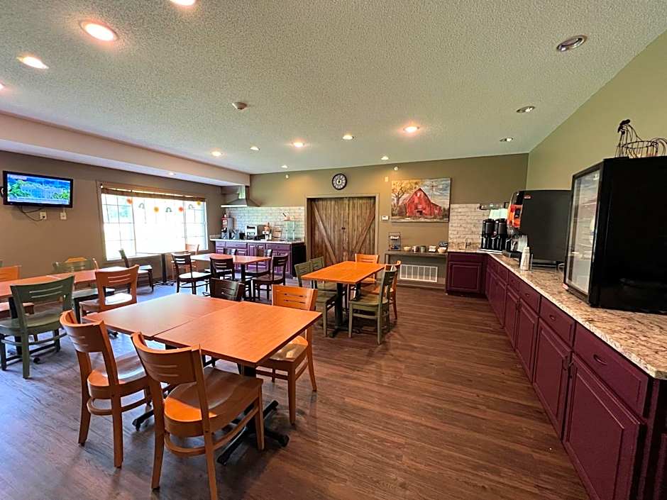 Country Inn Walker