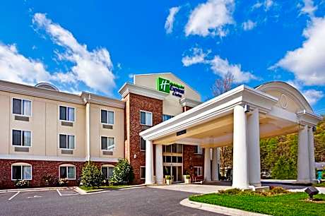 Holiday Inn Express Hotel & Suites Cherokee-Casino By IHG