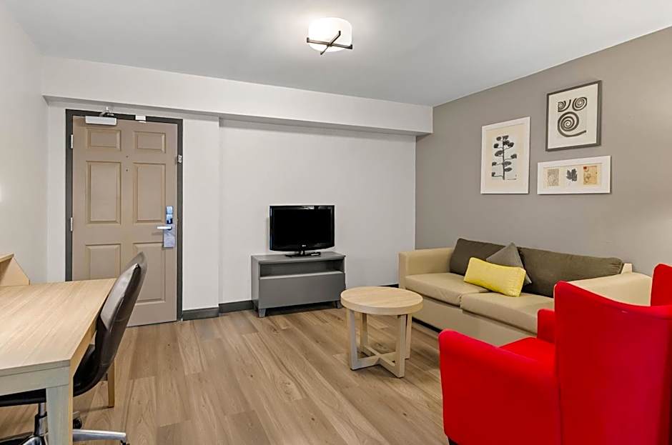 Country Inn & Suites by Radisson, Roanoke, VA