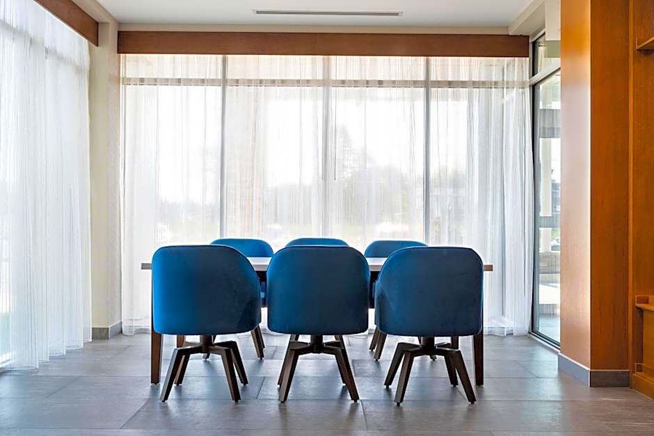 Fairfield Inn & Suites by Marriott North Bay