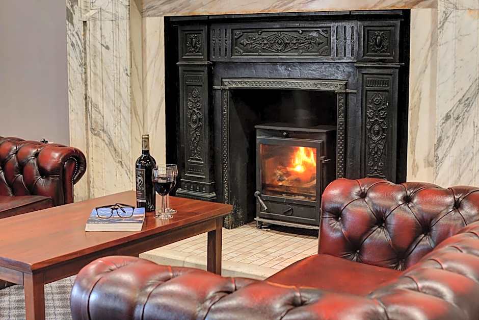 Belvilla Crewe Arms Hotel