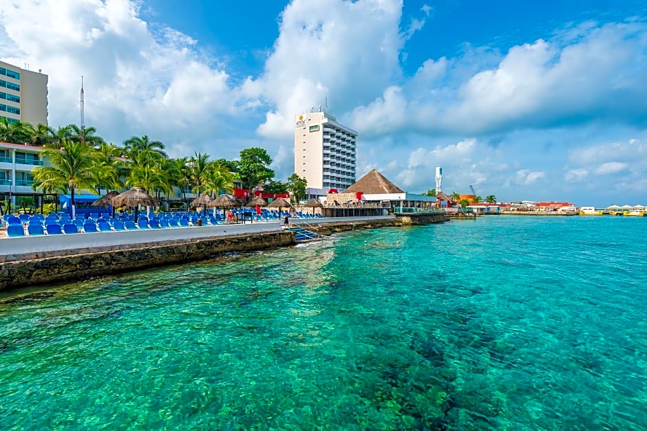 El Cid La Ceiba Beach Hotel