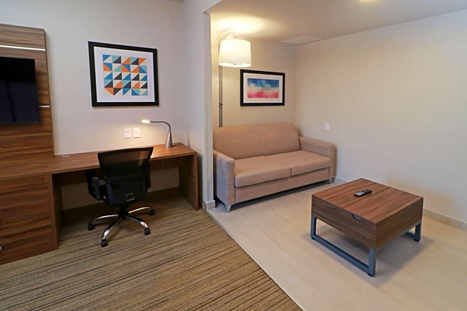 Holiday Inn Express - Monterrey - Fundidora By IHG