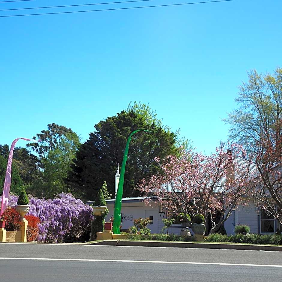 Bowral Road Art Gallery Bed and Breakfast