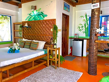 Deluxe Suite with Sea View