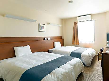 Twin Room - Non-Smoking