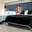 HOTEL MISION 11