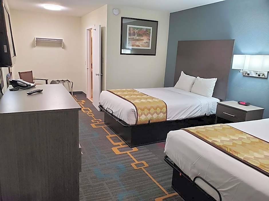 Days Inn by Wyndham Lawton