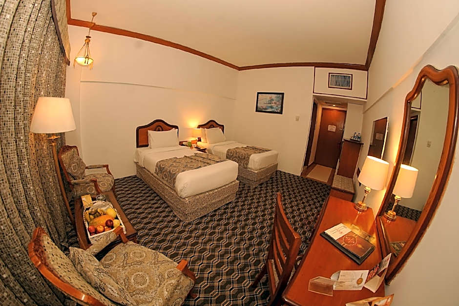 Photo 1 of 11 of Executive 1 King Bed or 2 Beds