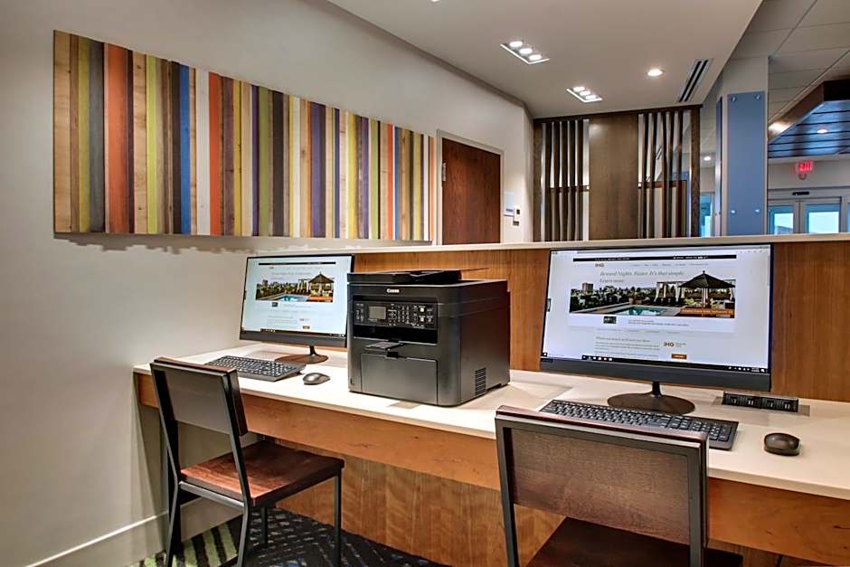 Holiday Inn Express & Suites Mt. Sterling North By IHG