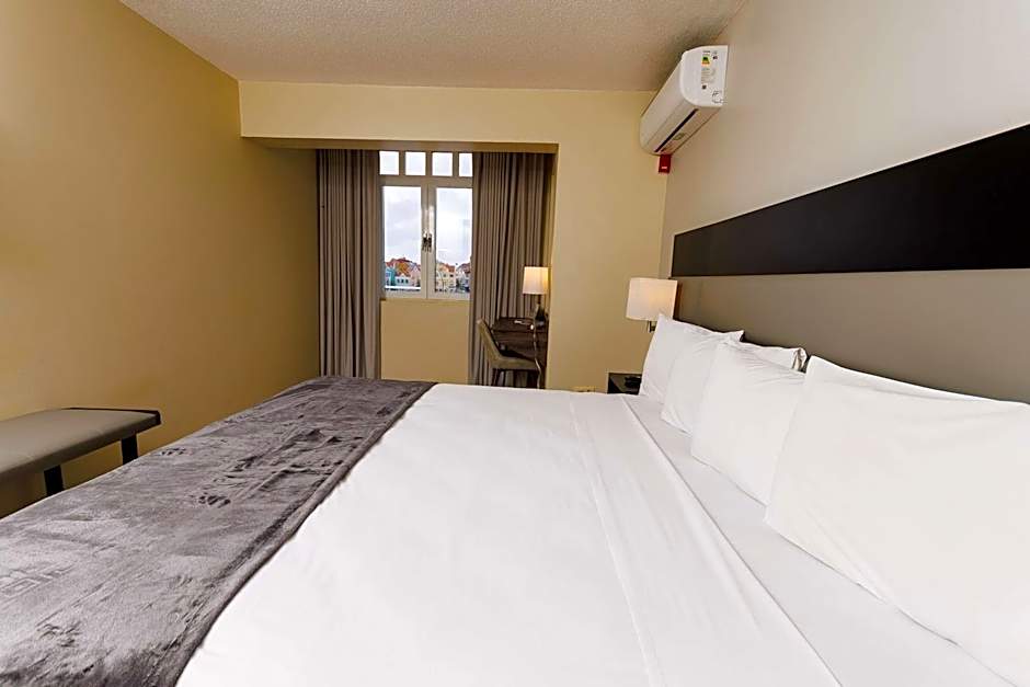 Brion City Hotel BW Signature Collection