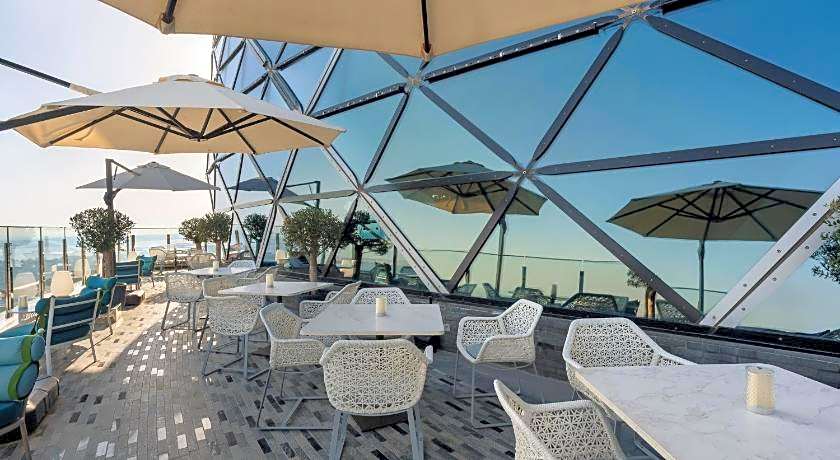 Andaz Capital Gate Abu Dhabi, By Hyatt