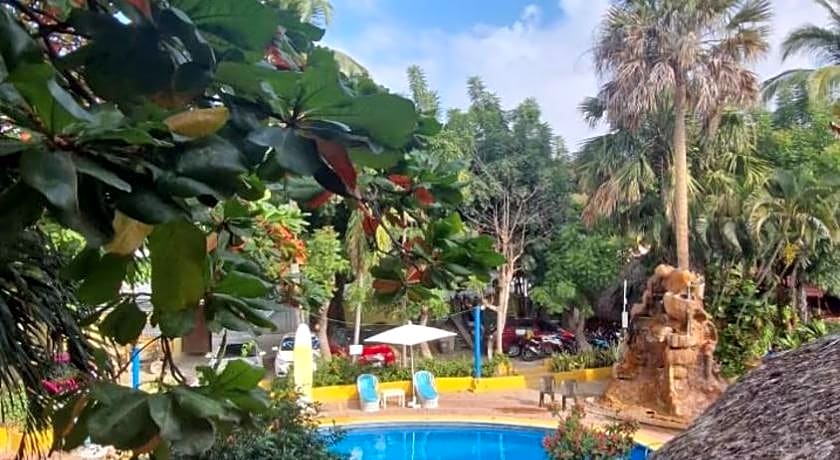 Hotel y Bungalows Acuario