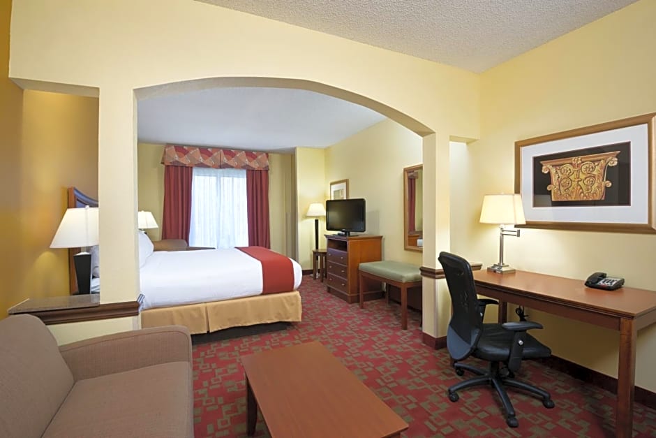 Holiday Inn Express Suites Little Rock West, an IHG Hotel