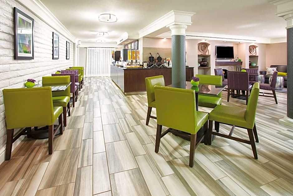 La Quinta Inn & Suites by Wyndham Denver Westminster Mall
