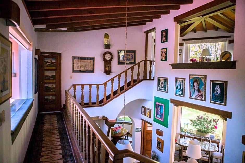 Casa Bugambilia, Un Pequeño Hotel en Tepoztlán
