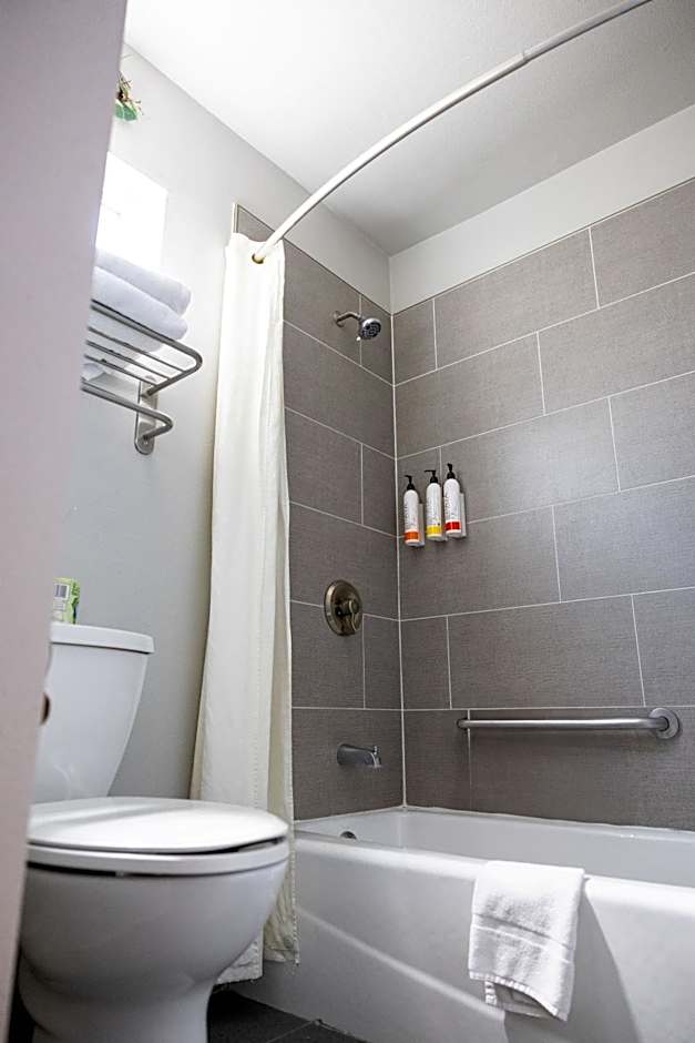 Alamo Inn and Suites - Convention Center