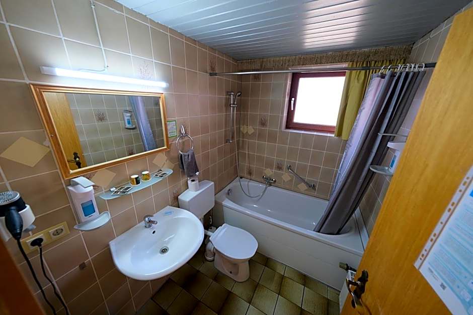 B und B Titisee Hotel Sonnenmatte nahe Badeparadies