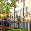 Hostellerie De L'abbaye De La Celle - Les Collectionneurs