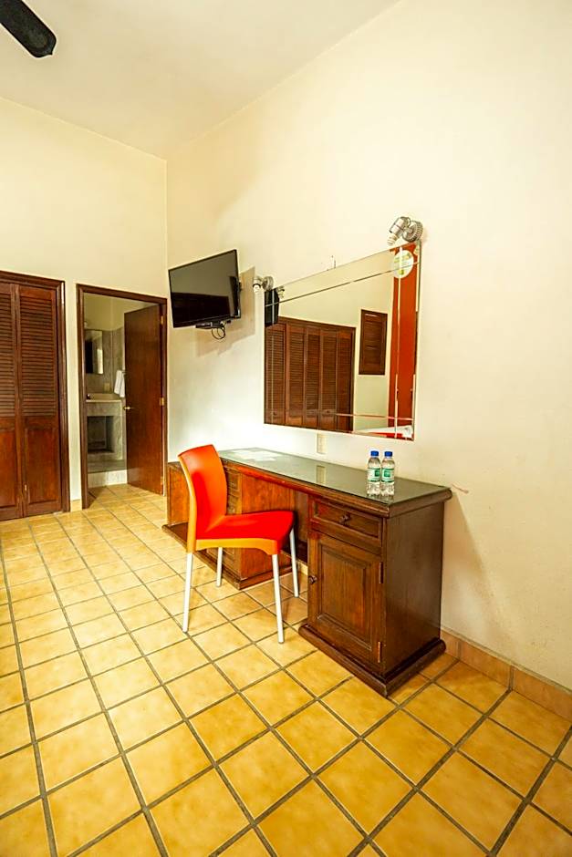 Villas del Sol Hotel & Bungalows